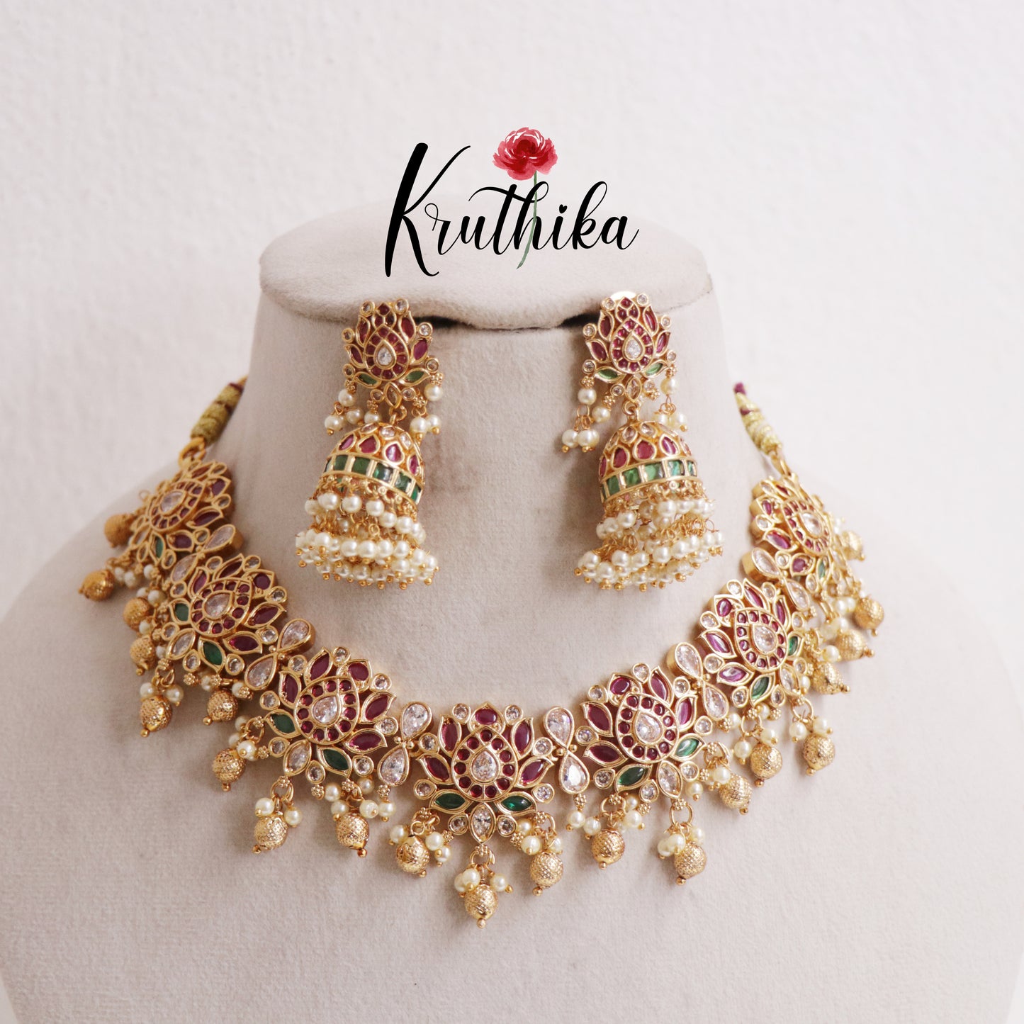 Beautiful AD Kemp Lotus Guttapusalu Necklace NC2417