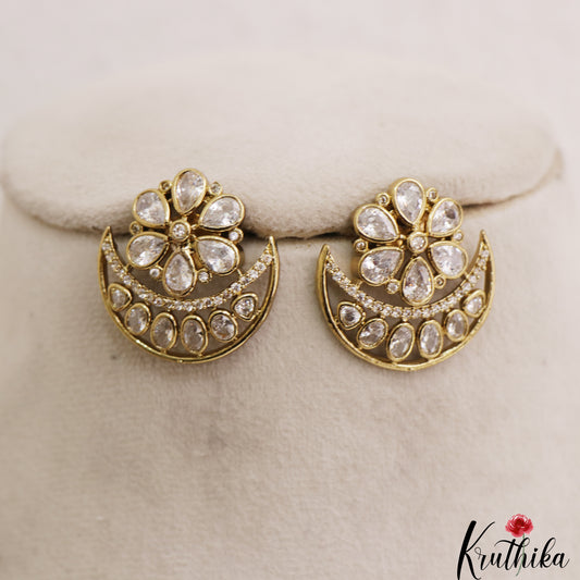 Sparkling Floral Motifs CZ Stud Earrings E1186