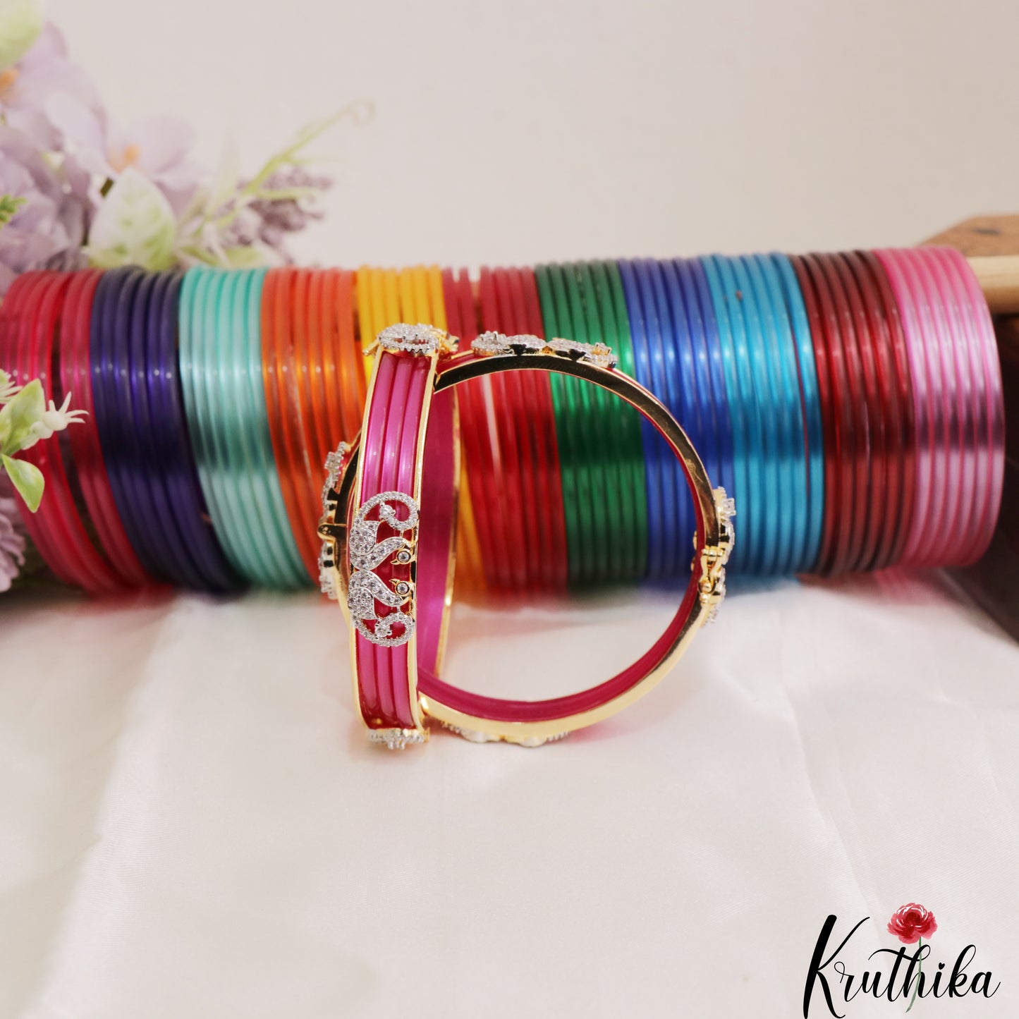 Elegant Openable CZ Frame Bangle With 12 in 1 Interchangeable Color Bangles B541