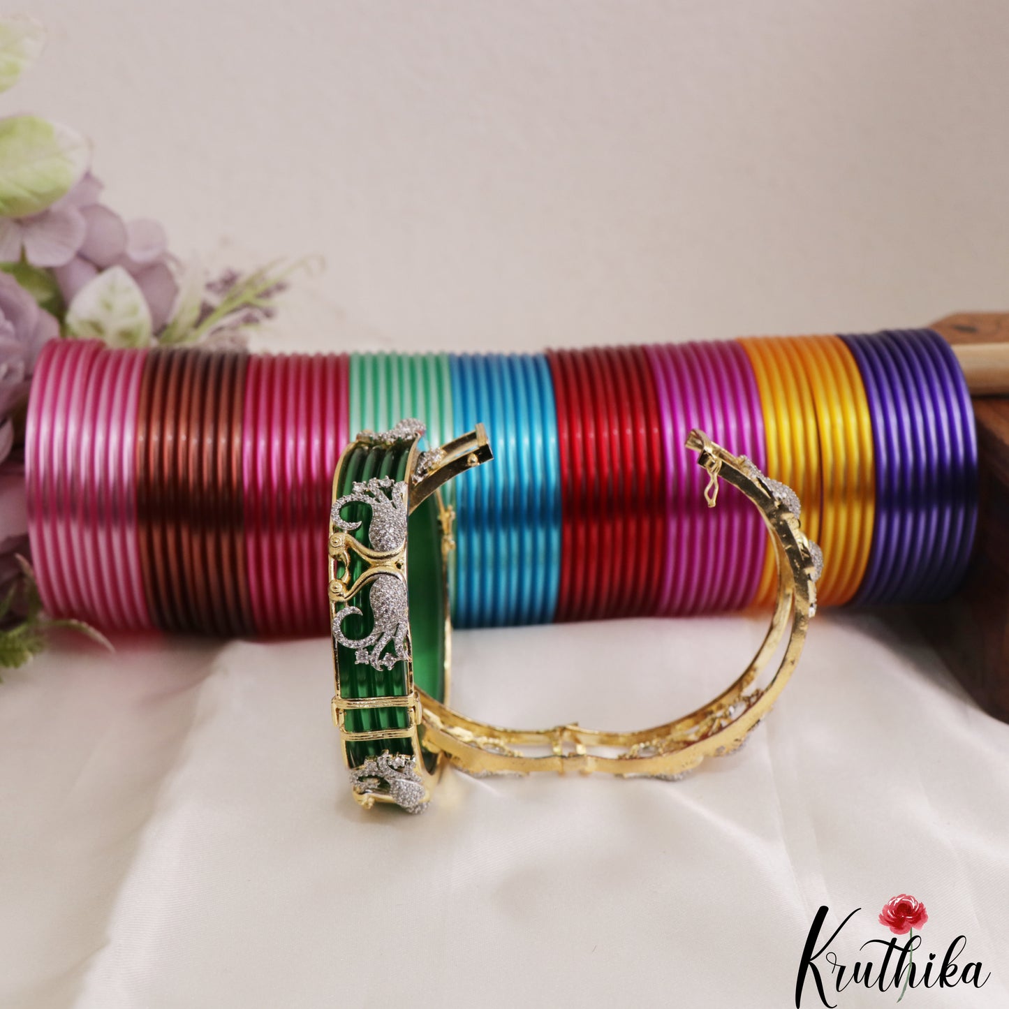 Pretty Openable CZ Frame Bangle With 10 in 1 Interchangeable Color Bangles B543