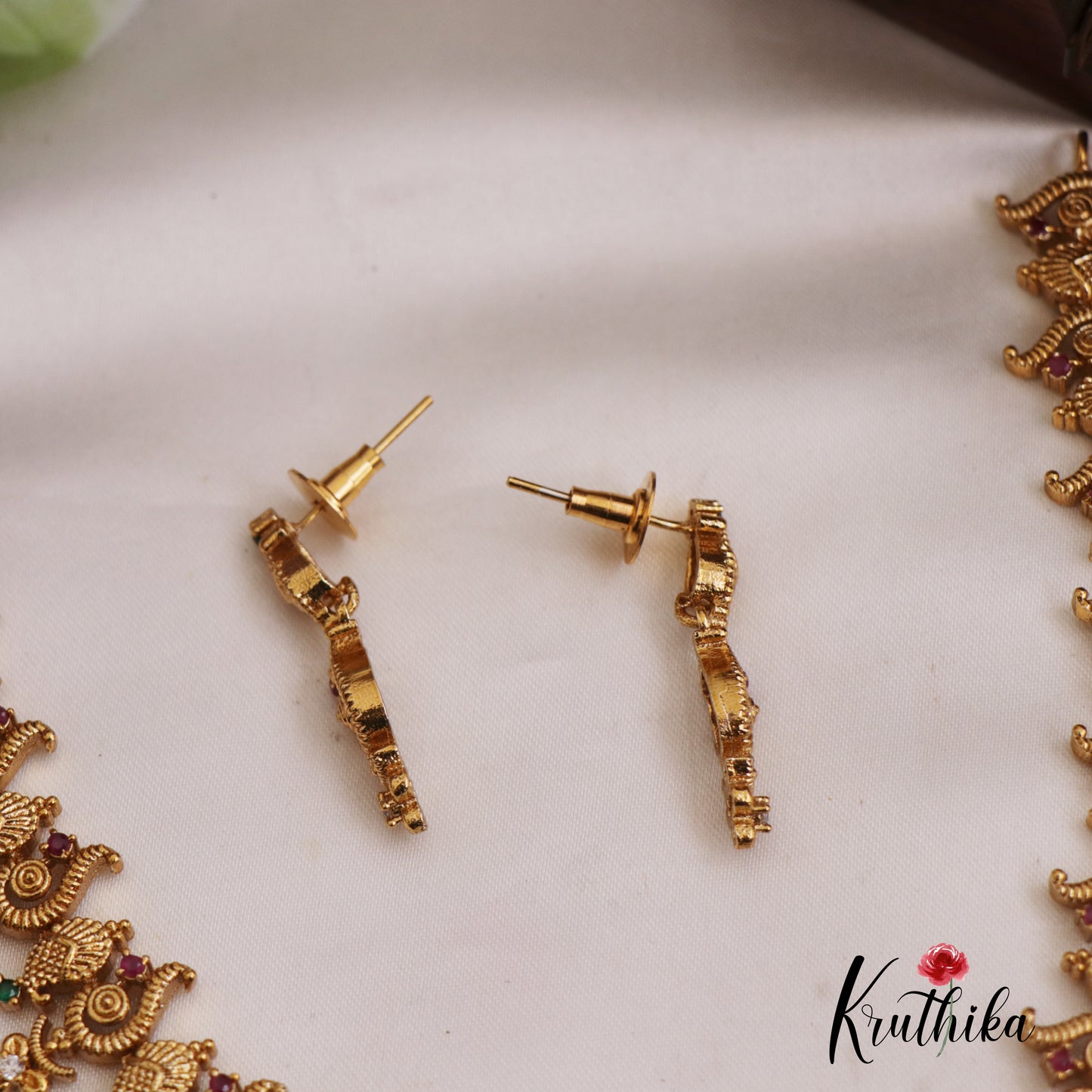 Trendy Antique Mango Motifs Necklace NC2705