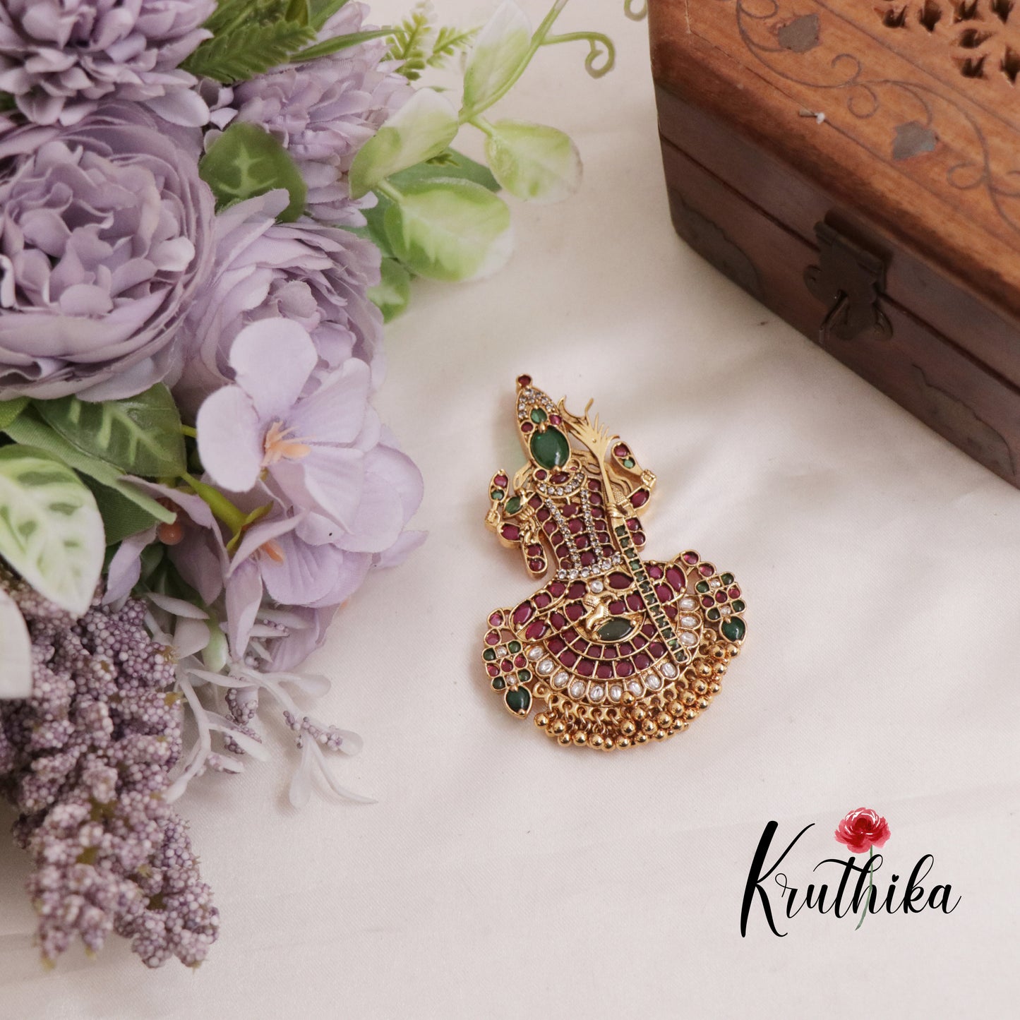 Beautiful Kemp Goddess Kanchi Kamakshi Pendant with Golden Beads Drops PS244