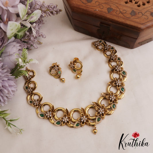 Classic Antique Floral Motifs Necklace NC3071