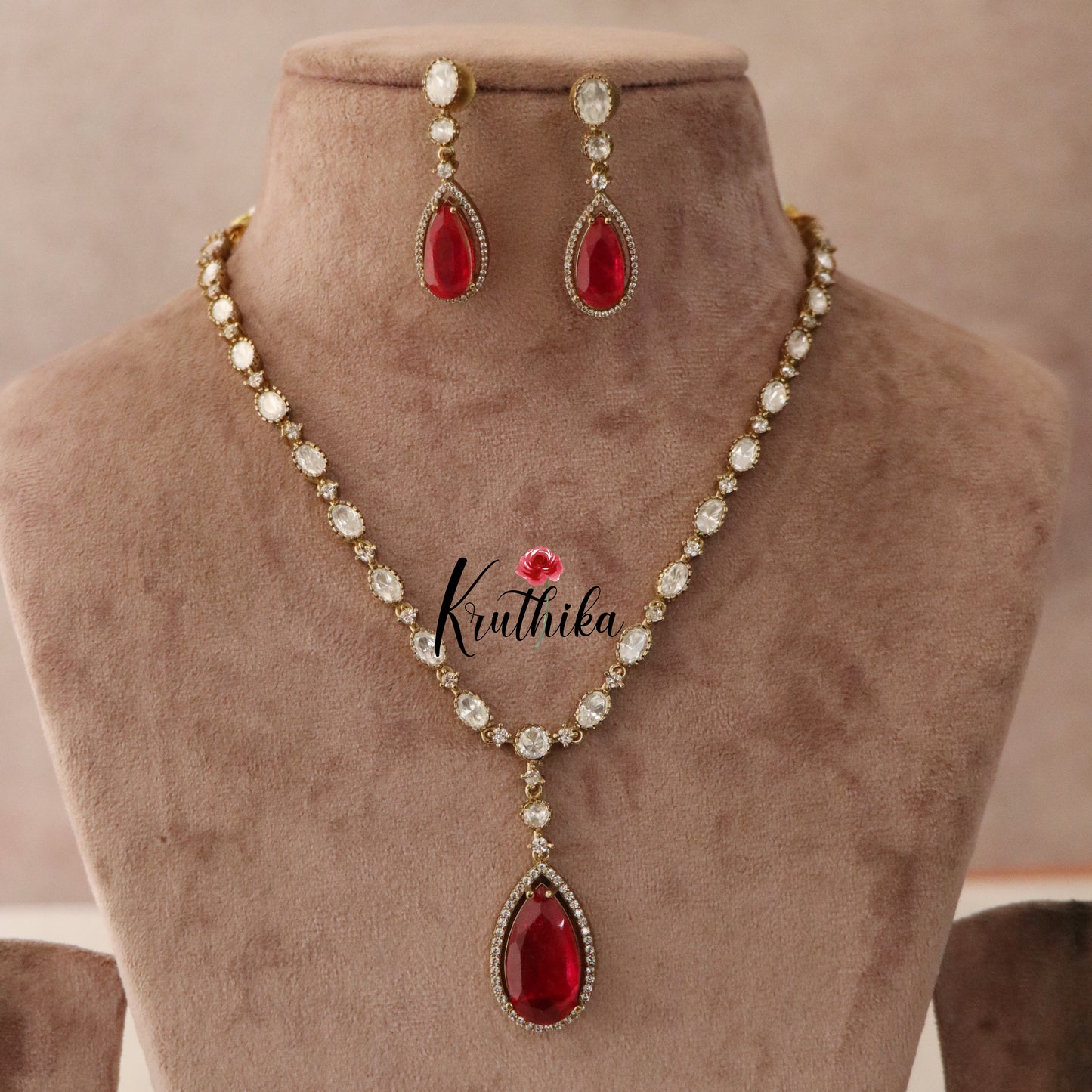 Pretty AD/Victorian Necklace- Ruby NC1246