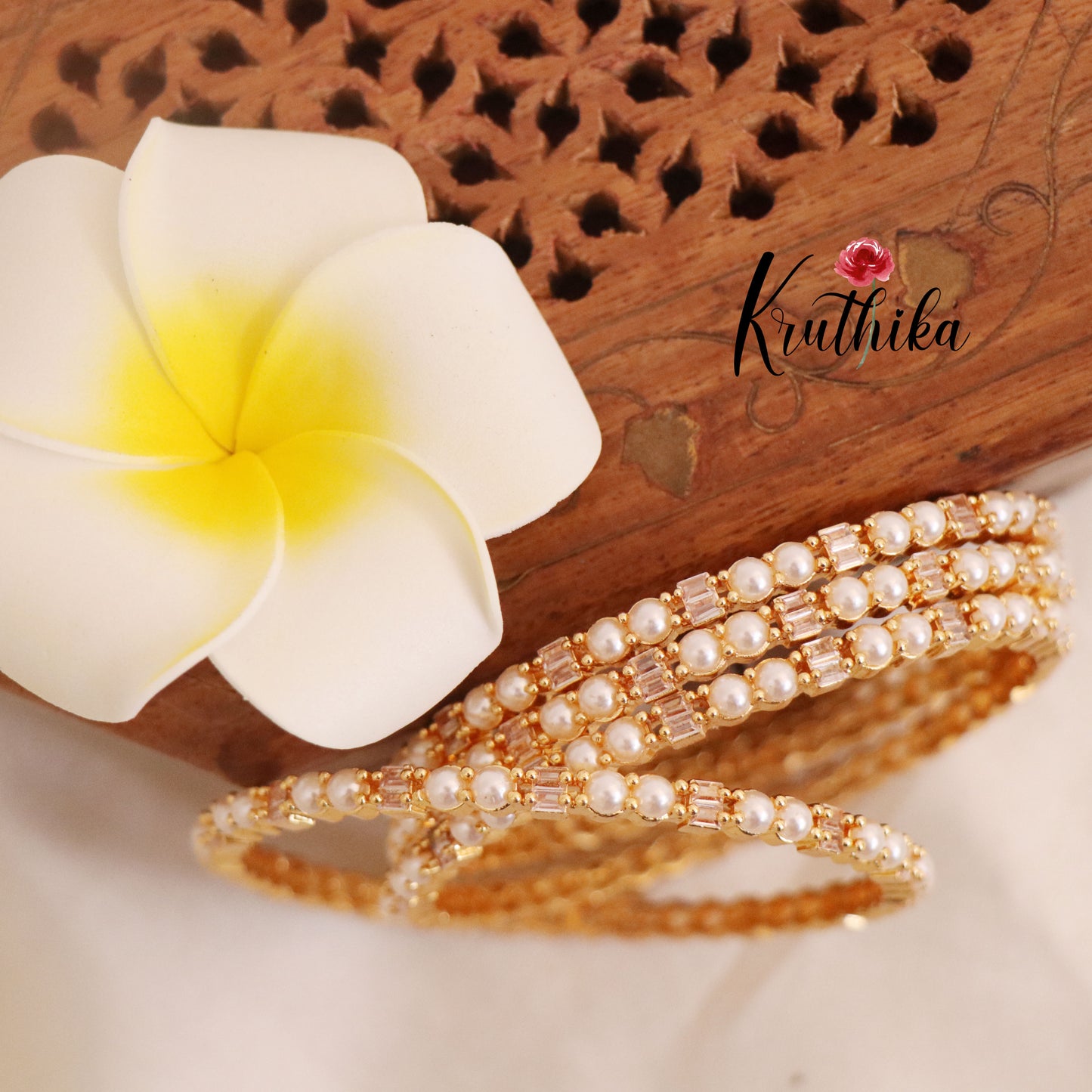 Simple AD pearl Bangles (set of four) B168