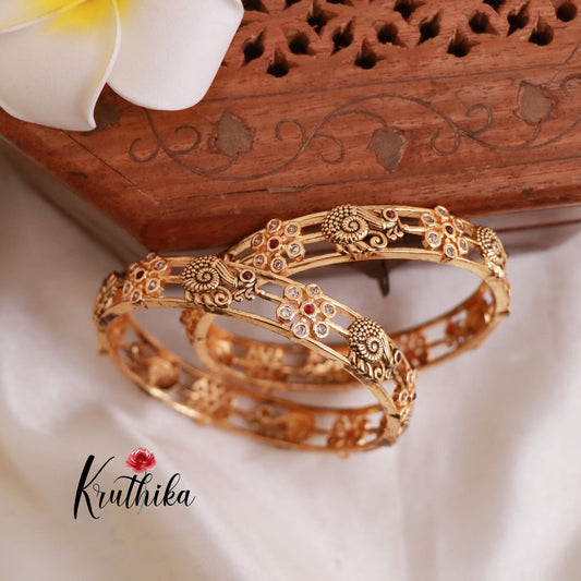 Peacock Bangles B138