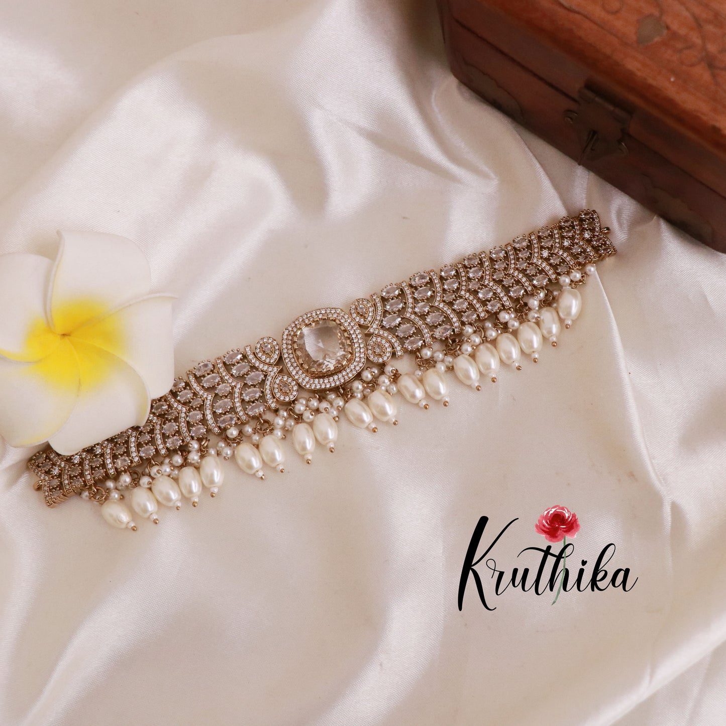 Pretty AD/Victorian Chocker NC1808 (Available in 6 Colours)
