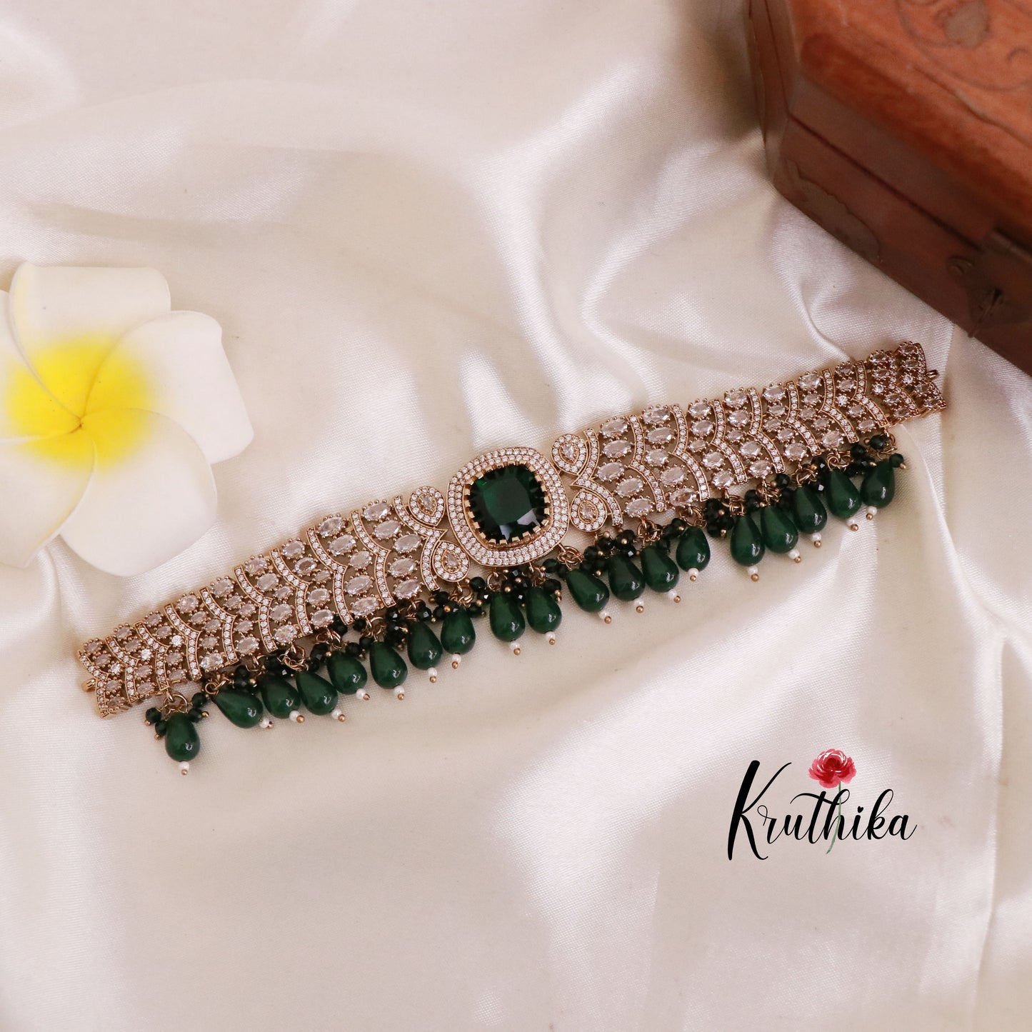 Pretty AD/Victorian Chocker NC1808 (Available in 6 Colours)