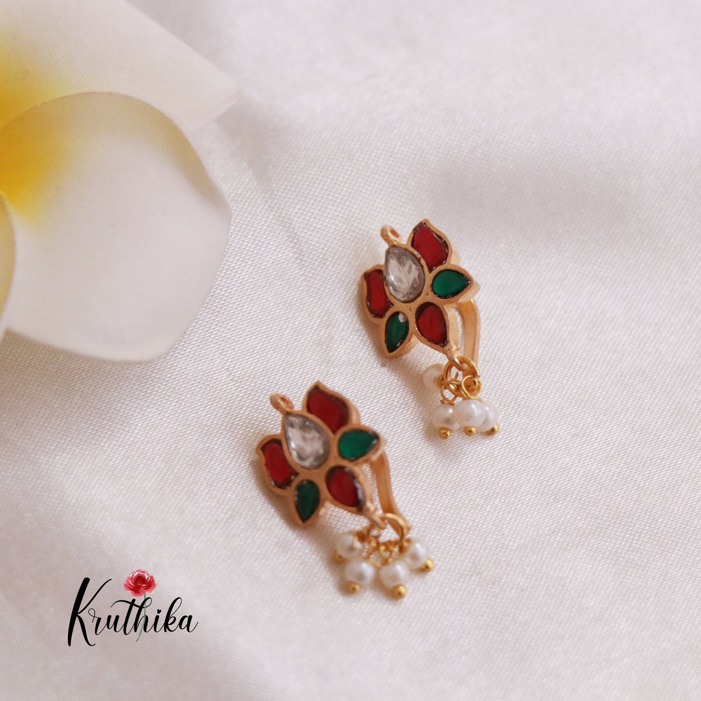 Beautiful Jadau Earcuffs/Upper Earrings/Bugadi E458