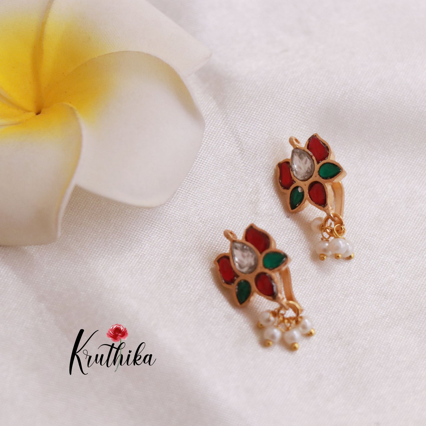 Beautiful Jadau Earcuffs/Upper Earrings/Bugadi E458