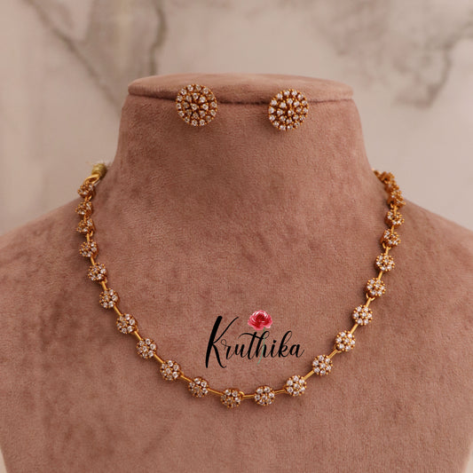 Simple Trendy AD Flower Necklace NC1737