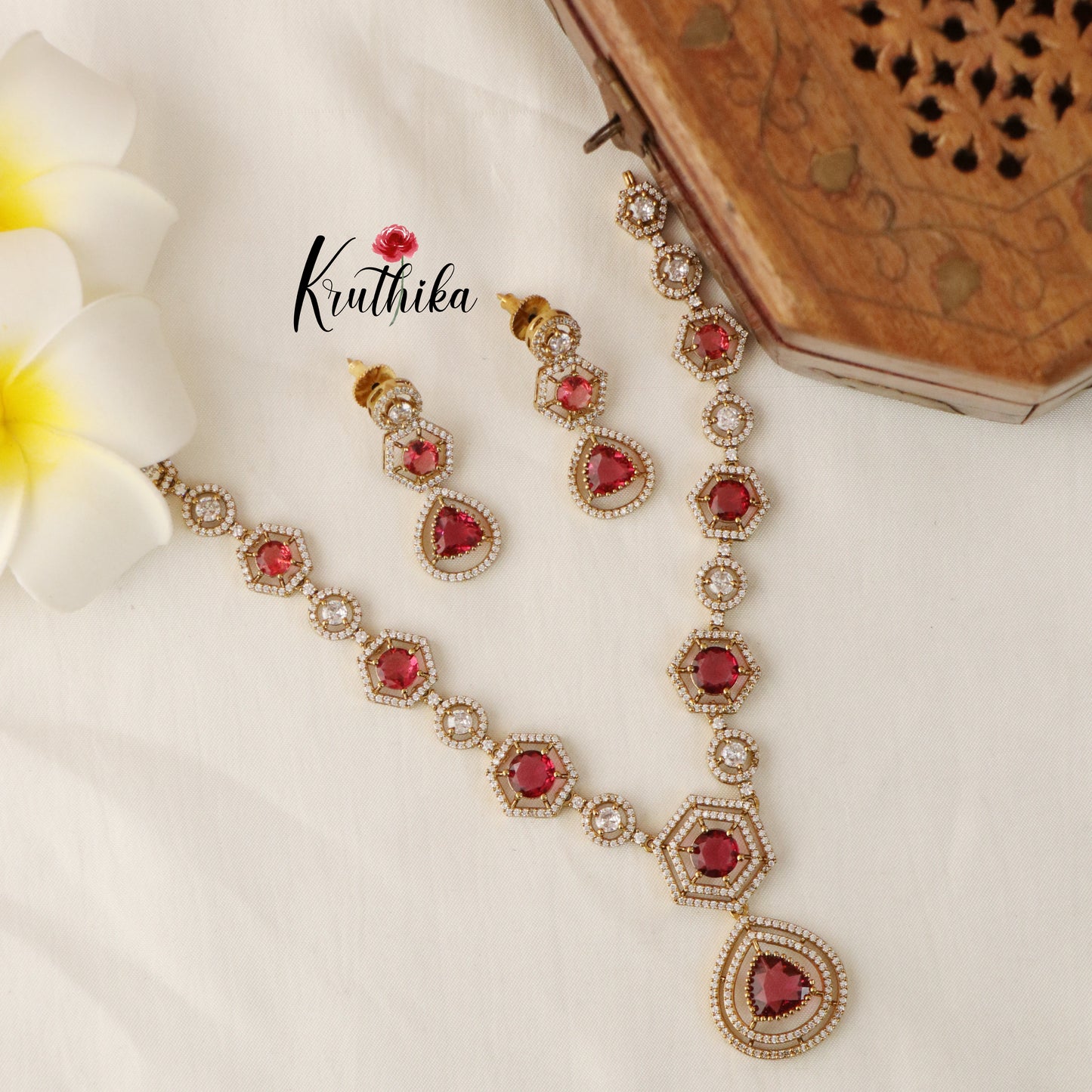 Pretty AD/Victorian Necklace NC1466( Available in 4 colours)
