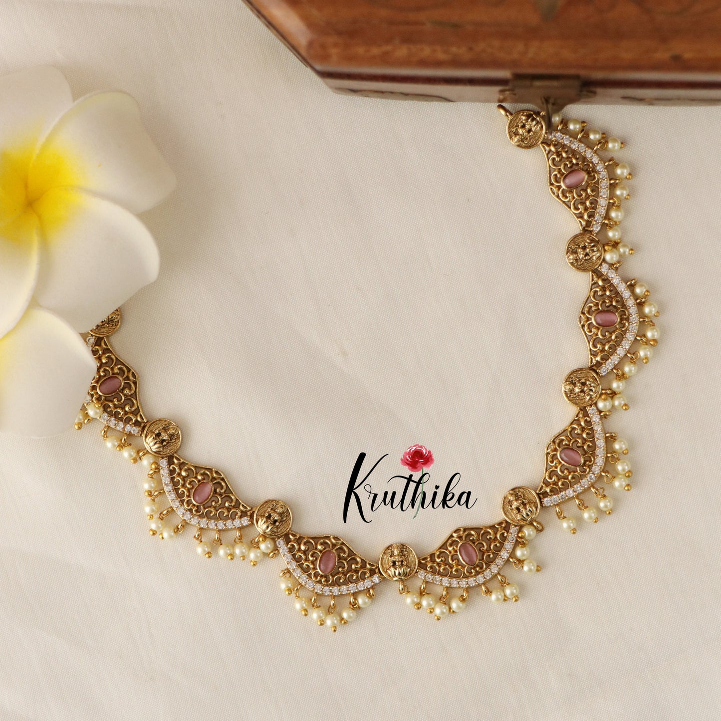 Simple Lakshmi Chocker NC1457( Available in 2 Colours)