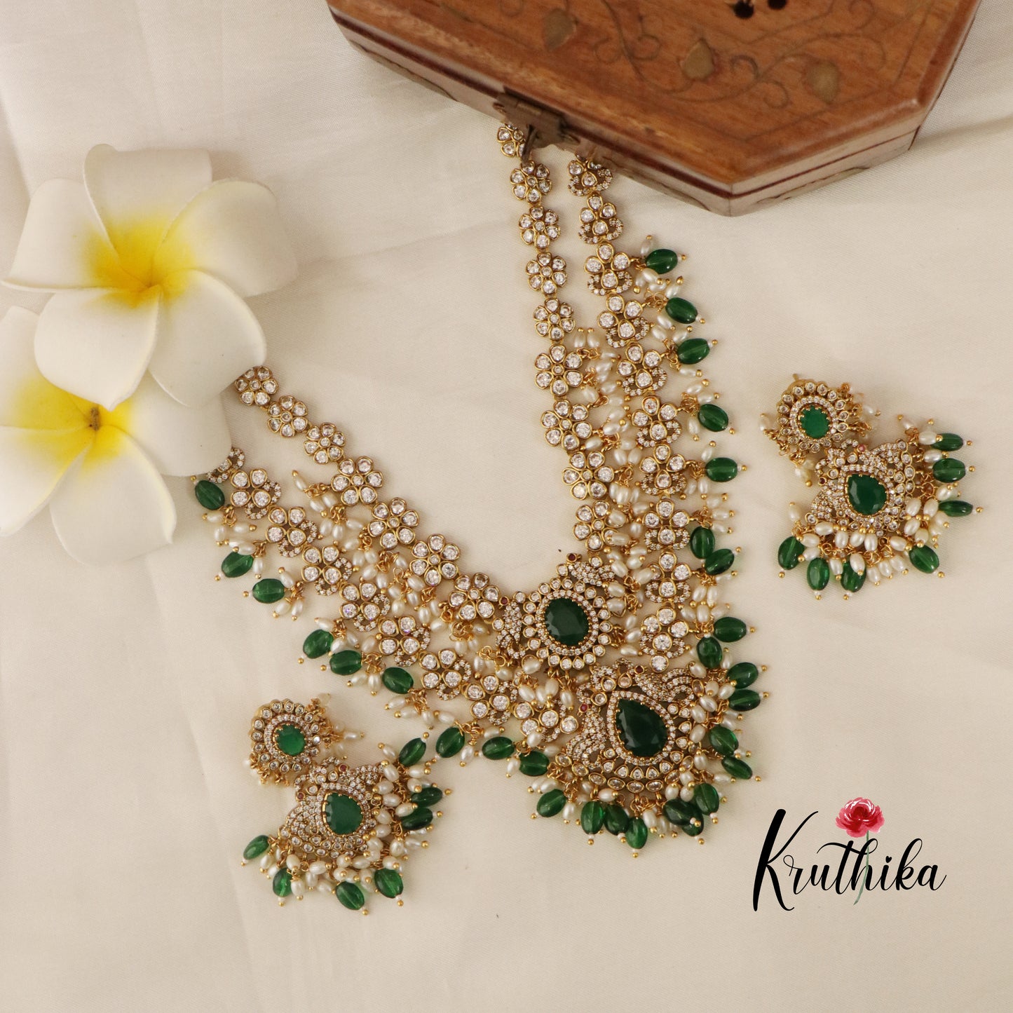 Beautiful Two Layer Victorian Necklace NC1482