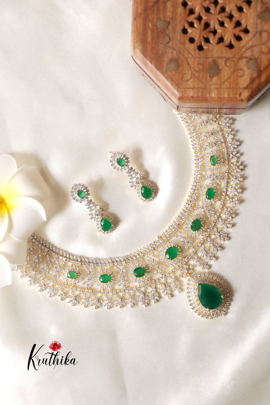 Sparkling CZ Necklace Emerald NC1256