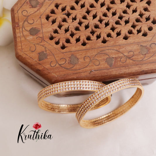 Trendy Gold Finish Bangles B199