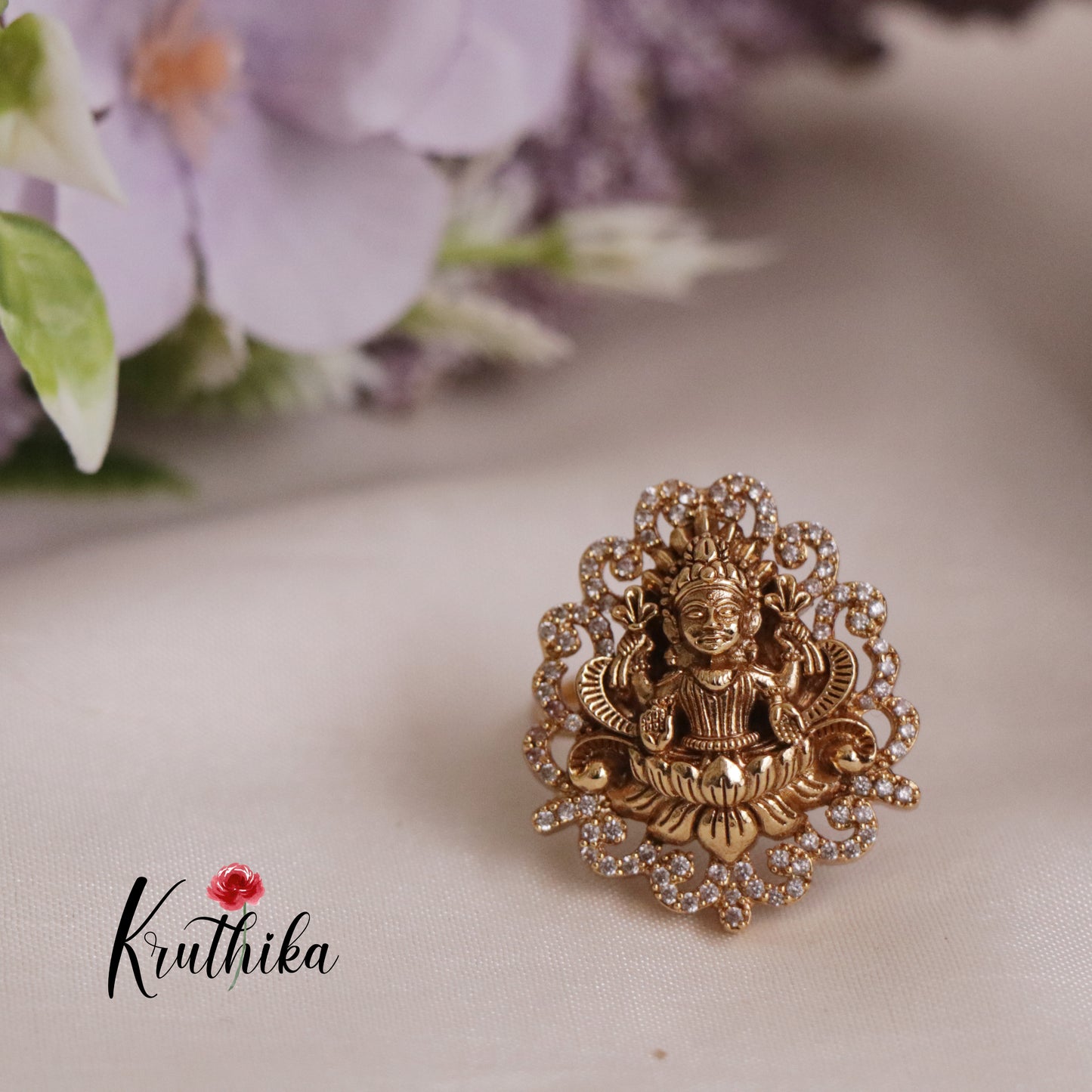 Beautiful Temple Lakshmi Devi Finger Ring R31