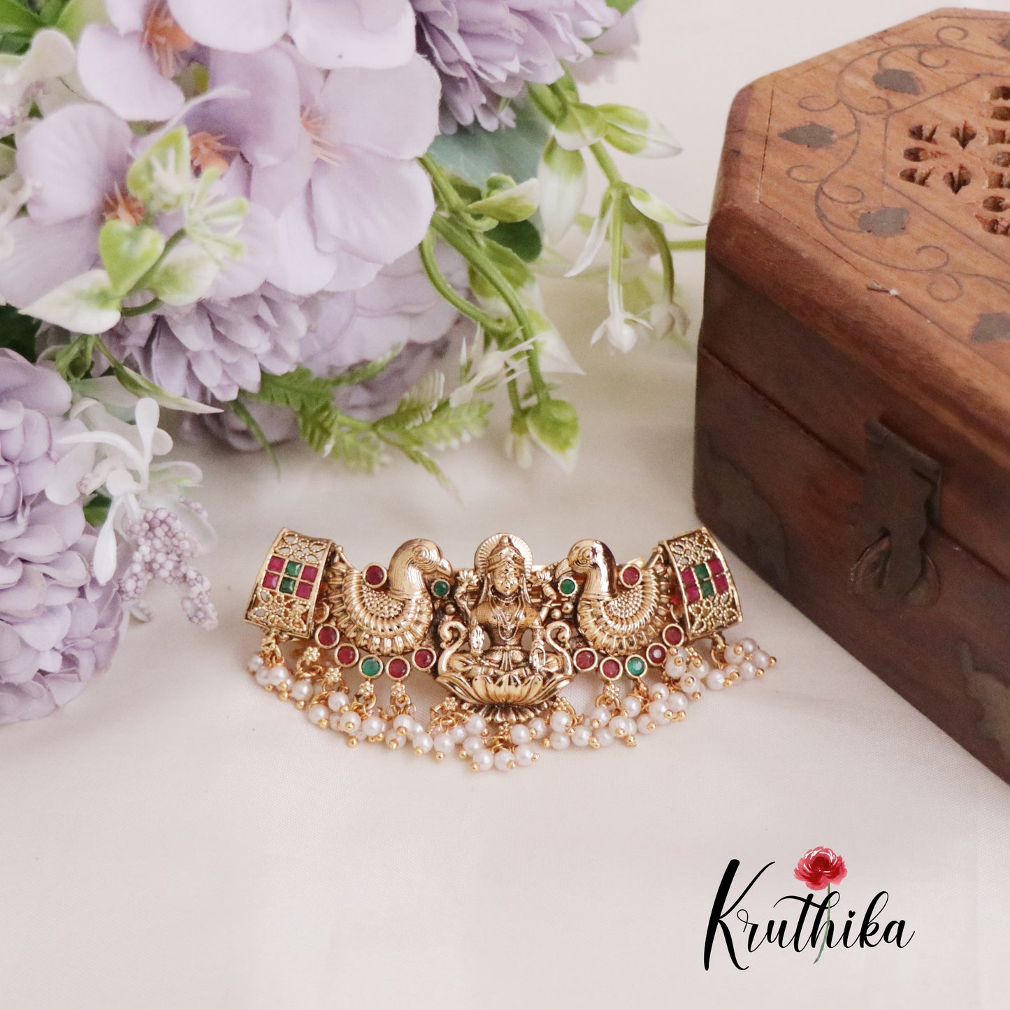 Classic Lakshmi Peacock Kemp Hair Clip With Pearl Drops J270