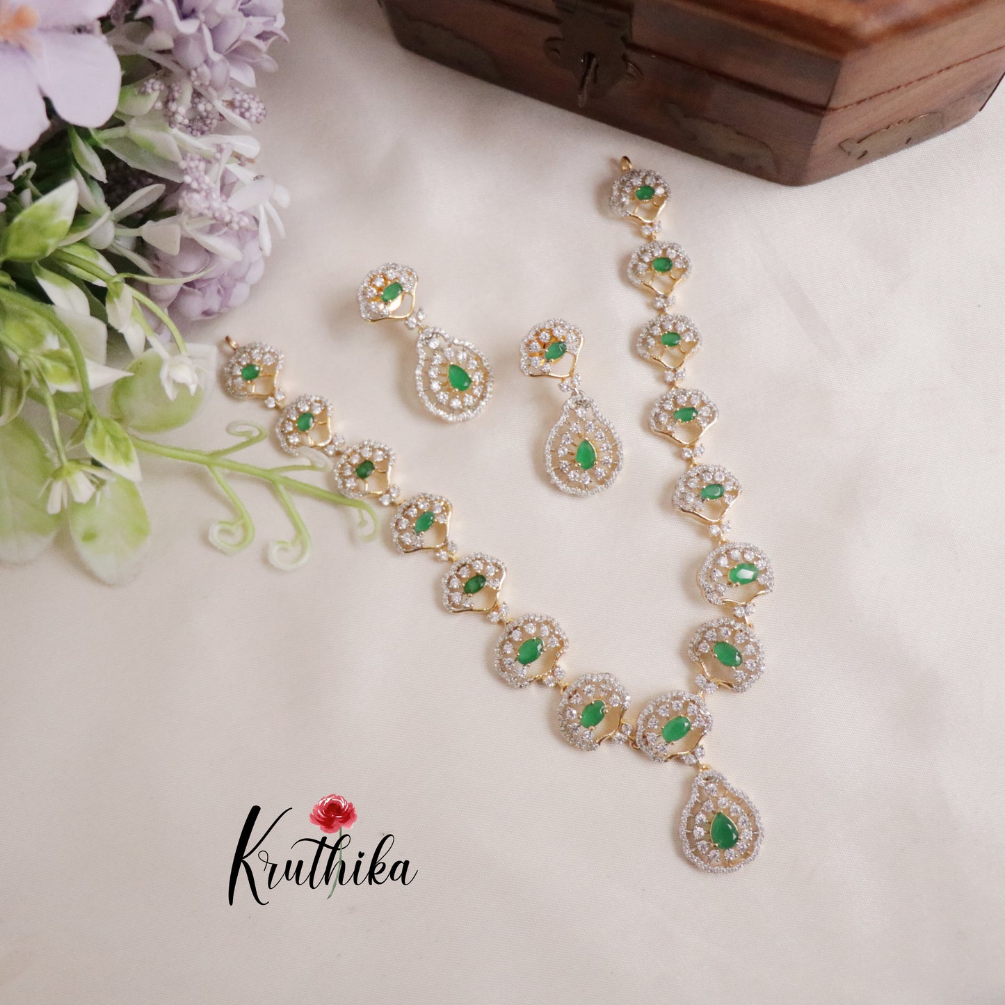 Gorgeous Sparkling CZ Raindrop Pendant Necklace NC2146 (Available in 2 Colours)