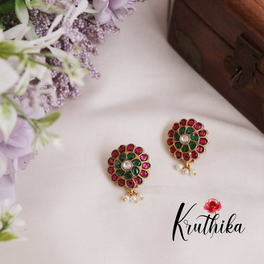 Beautiful floral Jadau Earcuffs | upper earrings | Bugadi Earrings E560