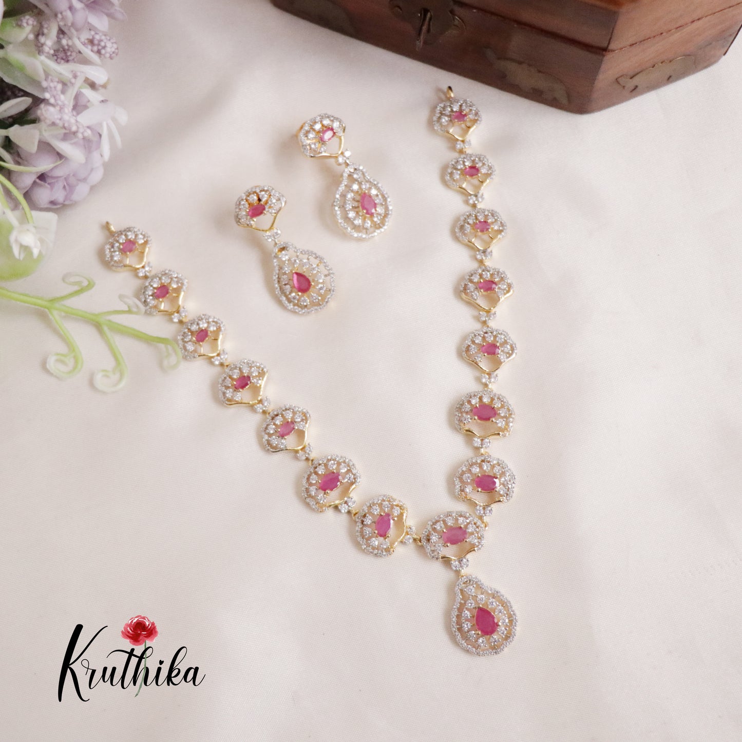 Gorgeous Sparkling CZ Raindrop Pendant Necklace NC2146 (Available in 2 Colours)