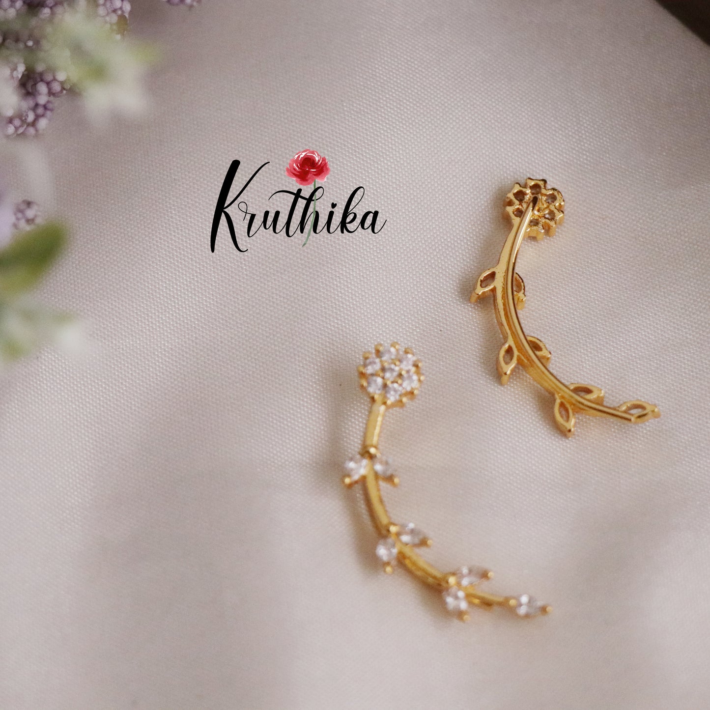 Trendy CZ Twilight Blossom Earcuff E447