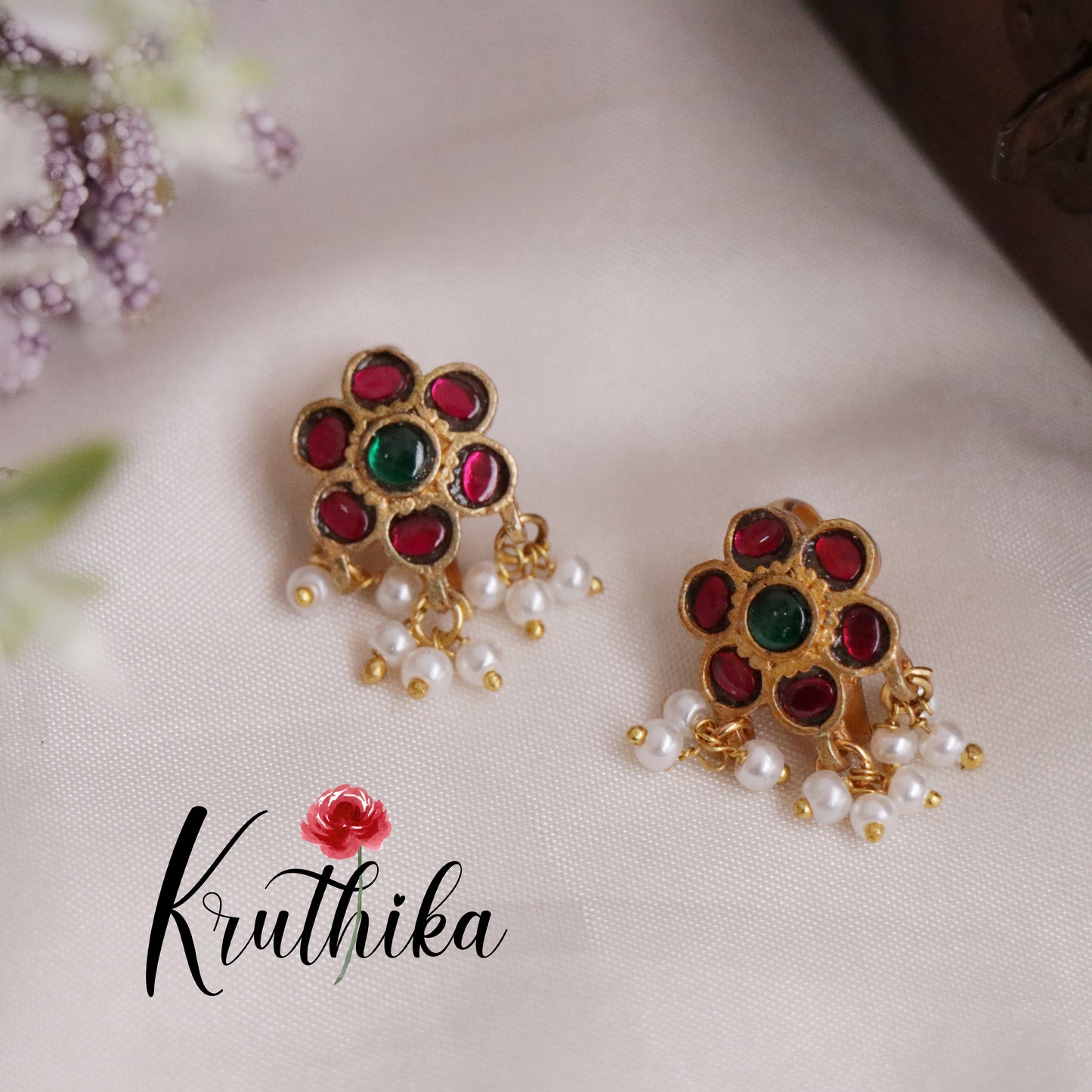 Simple Floral Jadau Earcuffs | upper earrings | Bugadi Earrings E464