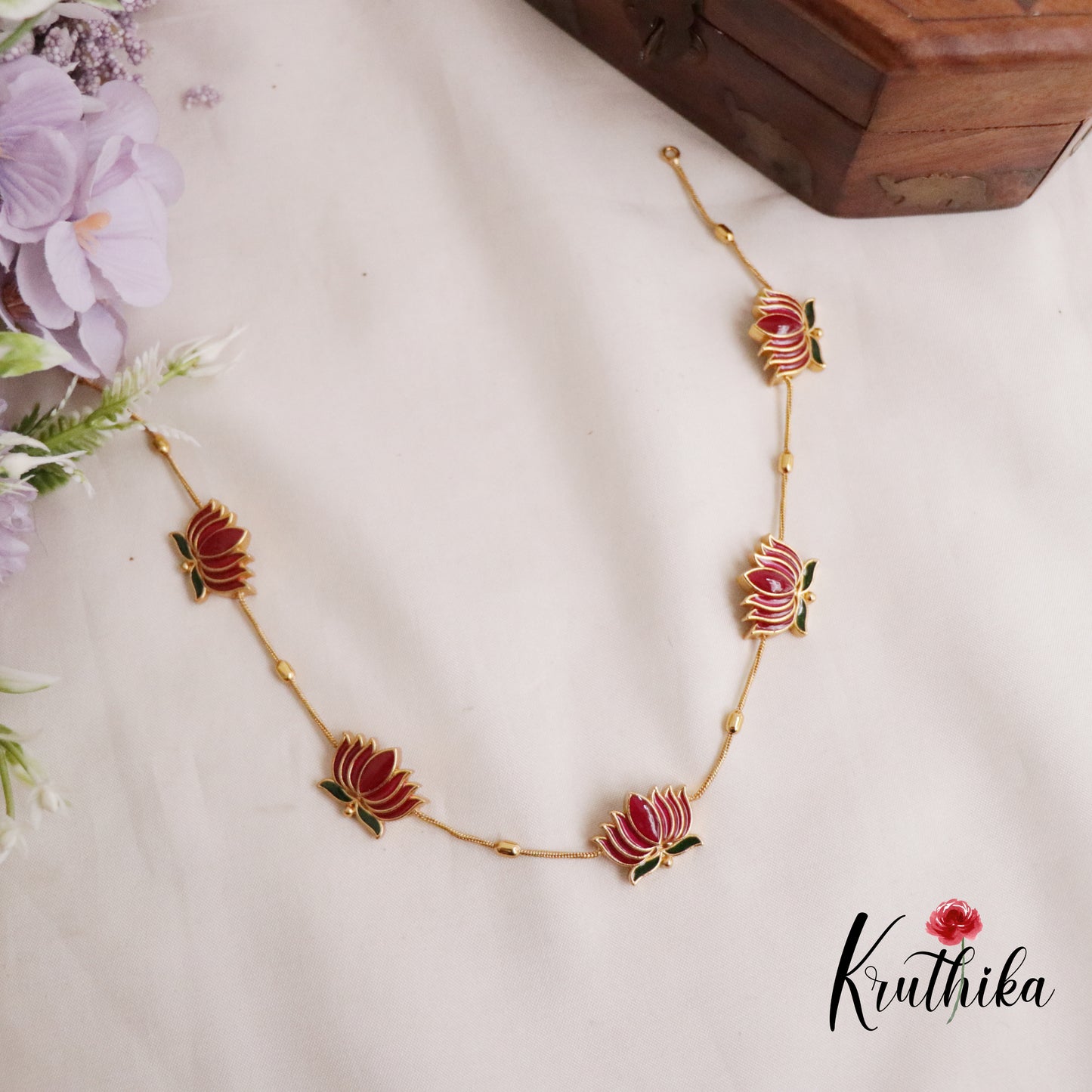 Beautiful Lotus Design Kemp Necklace NC2068