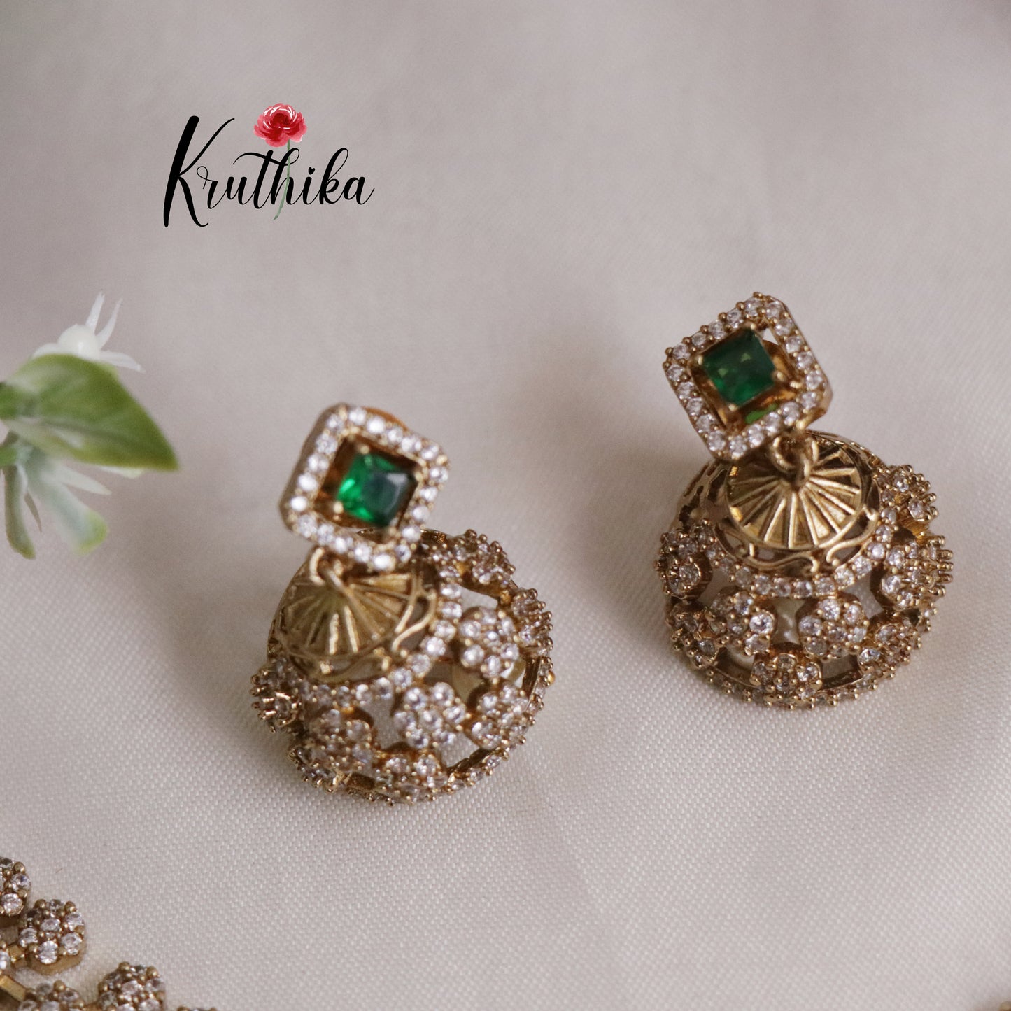 Trendy CZ Velora Victorian Necklace with Pearl Drops NC2157 (Available in 2 Colours)