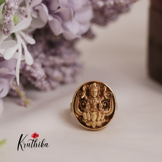 Elegant Antique Sri Lakshmi Finger Ring R40