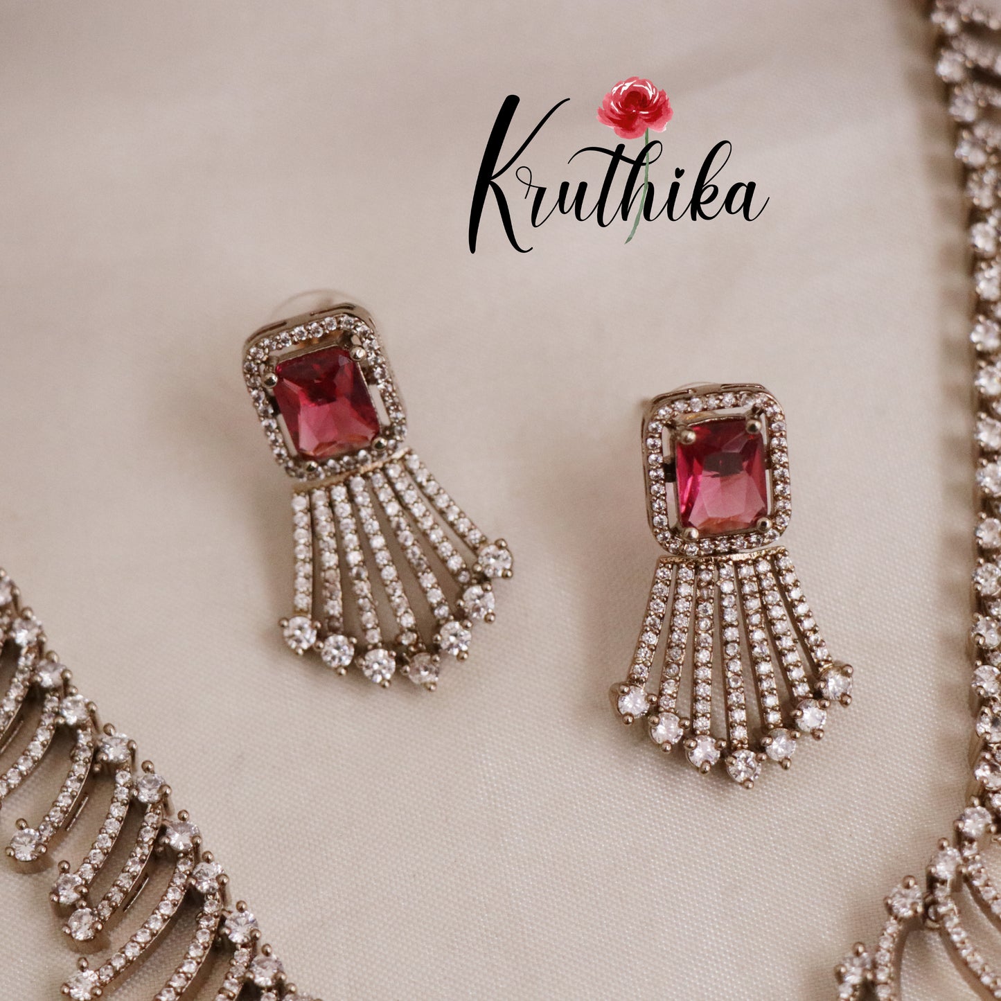 Trendy CZ Sparkling Fern Victorian Necklace Set NC2089 (Available in 2 Colours)