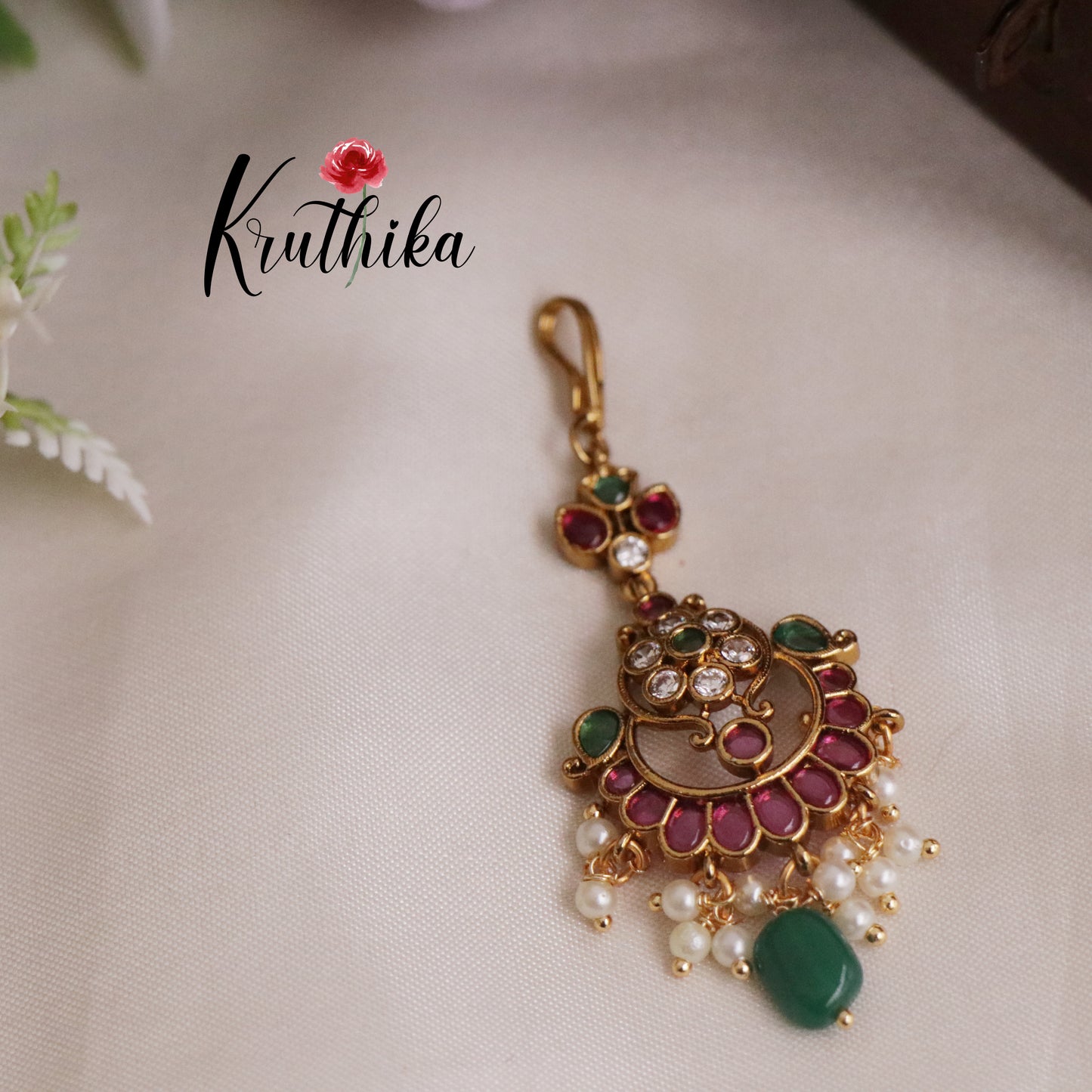 Classic Kemp Maang Tikka with Green Beads Drops MT256