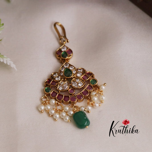 Beautiful Kemp Lotus Bloom Maang Tikka MT257