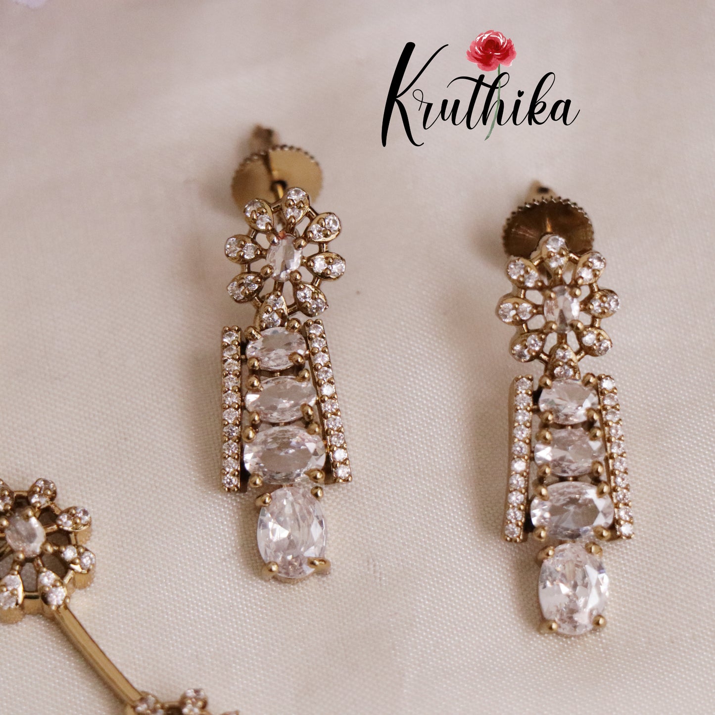 Gorgeous Floral Kundan Contemporary Necklace Set NC2107 (Available in 6 Colours)