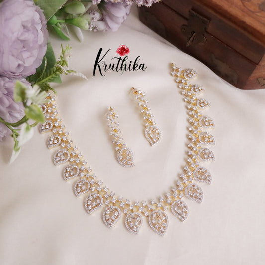 Trendy CZ Sparkling Leaf Dazzle Drop Necklace Set NC2161