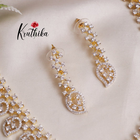 Trendy CZ Sparkling Leaf Dazzle Drop Necklace Set NC2161