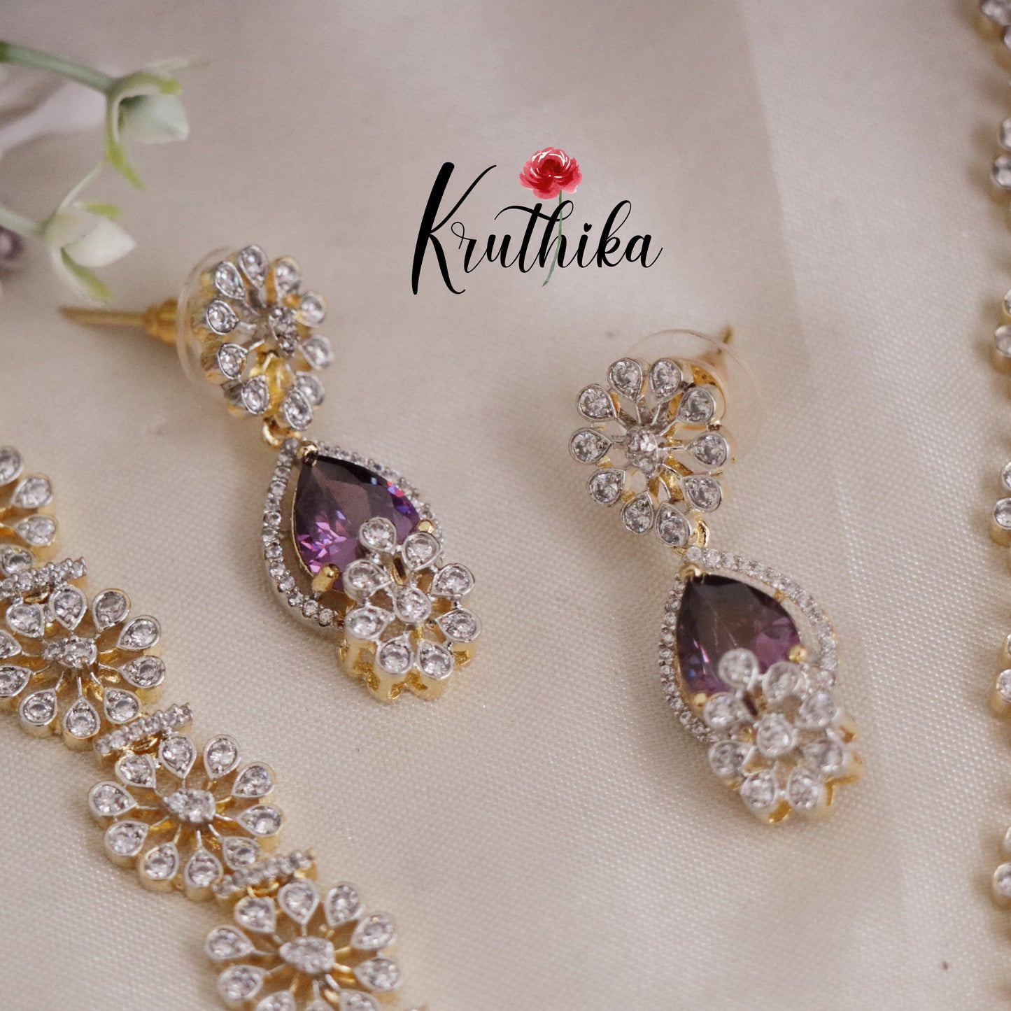 Gorgeous Sparking CZ Floral Design Necklace NC2133 (Available in 3 Colours)