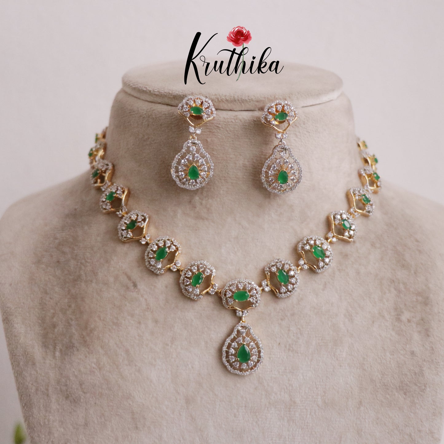 Gorgeous Sparkling CZ Raindrop Pendant Necklace NC2146 (Available in 2 Colours)