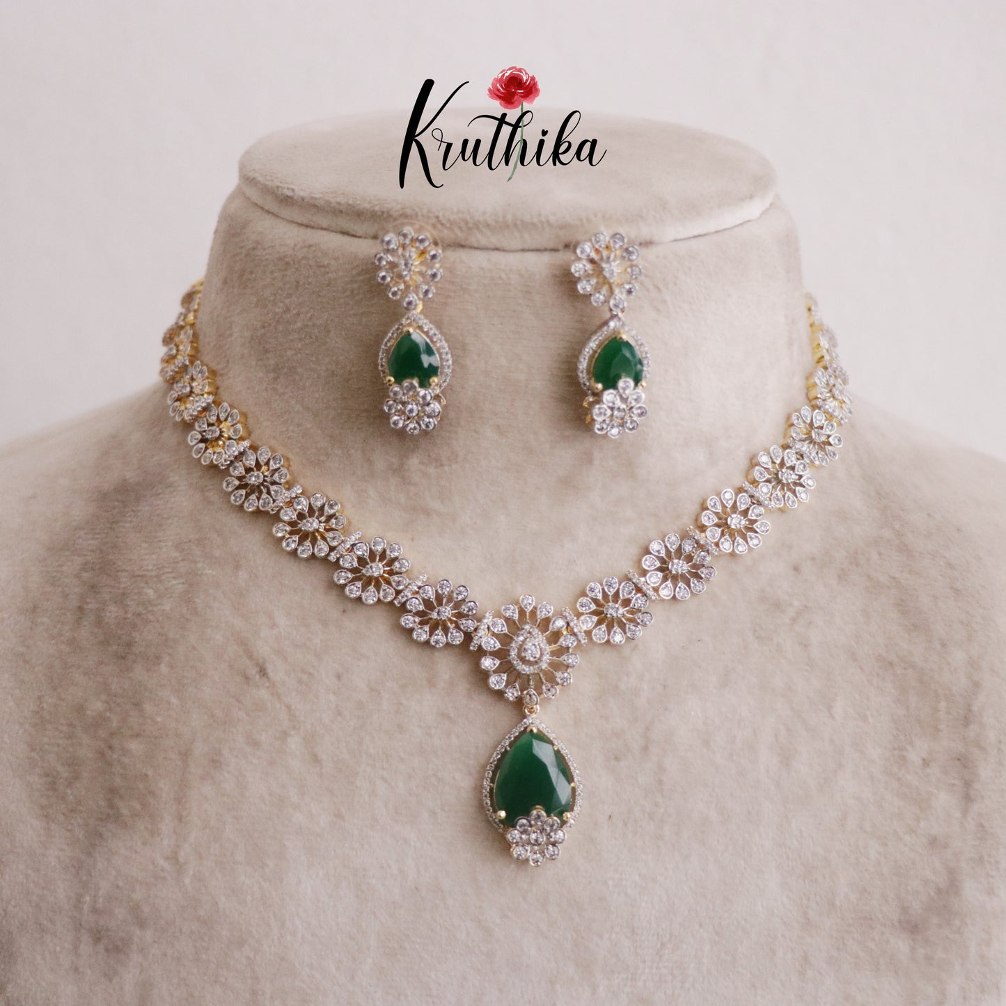Gorgeous Sparking CZ Floral Design Necklace NC2133 (Available in 3 Colours)