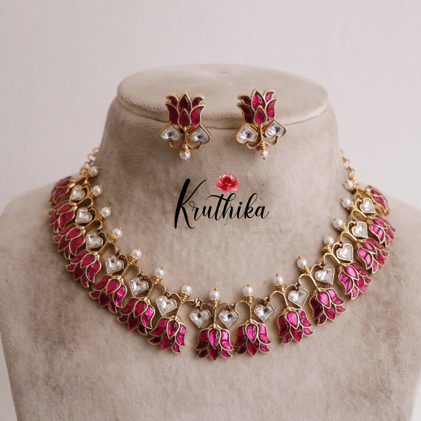 Beautiful Blooming Lotus Kemp Necklace Set NC2074