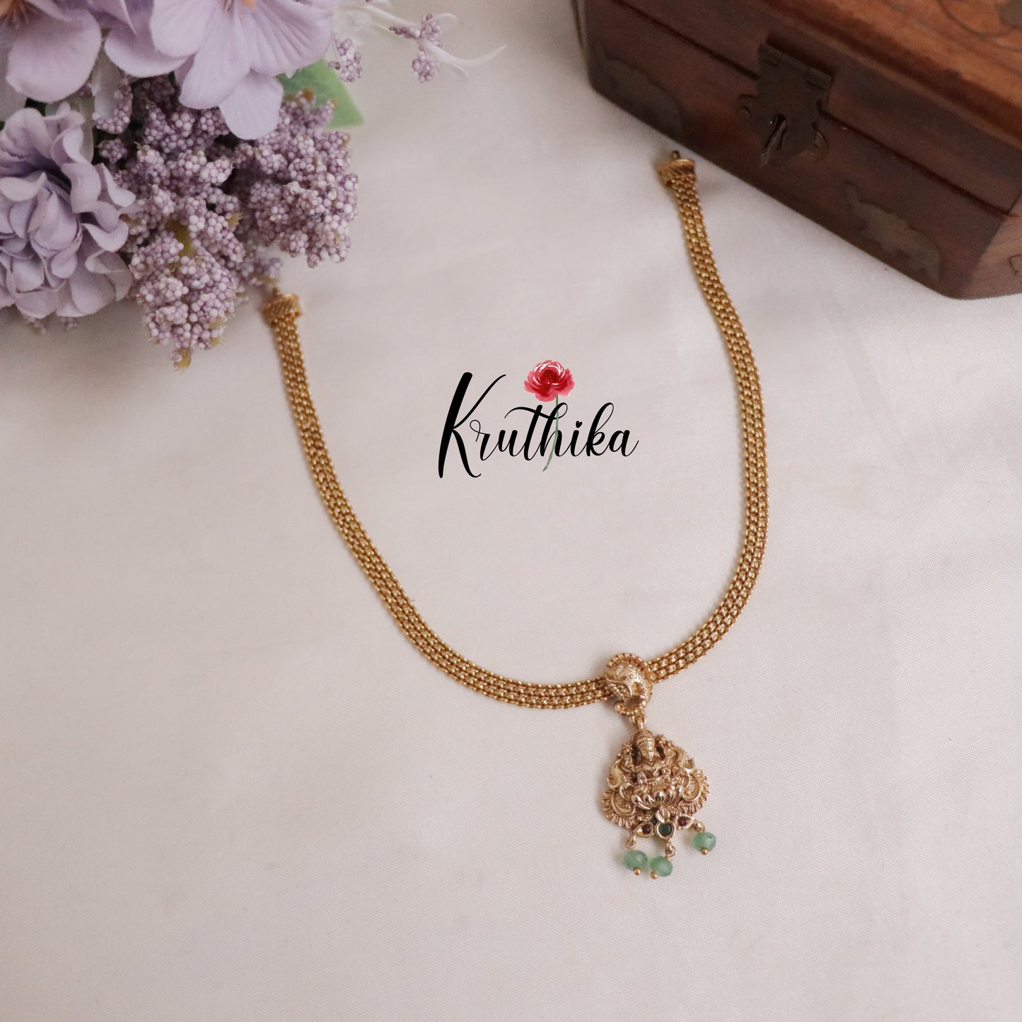 Simple Temple Ganesha and Lakshmi Chain/ Jigani set with Pastel Green Beads NC2159