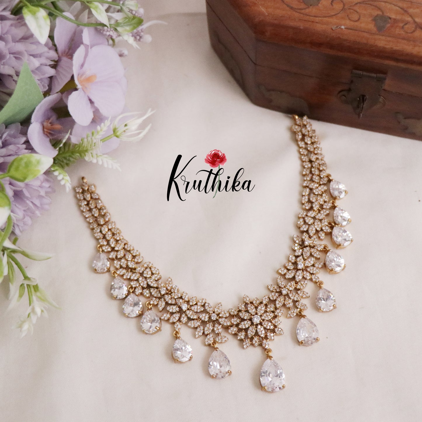 Gorgeous CZ Shimmering Floral Teardrop Necklace NC2082