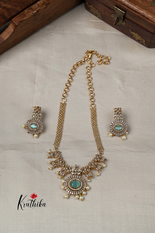 Simple AD Choker NC944