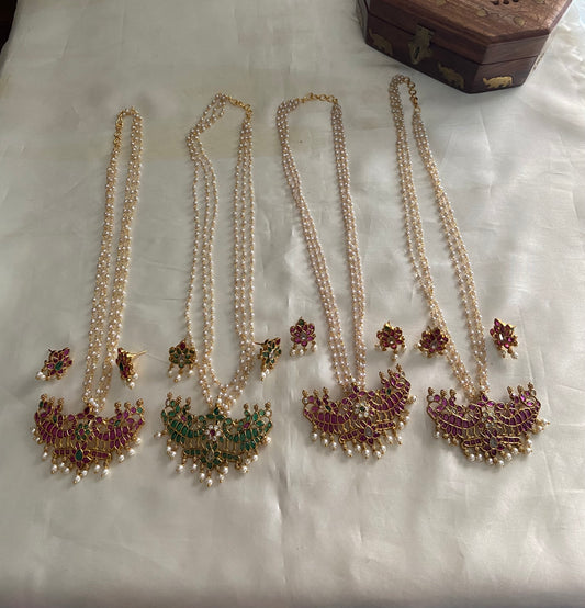 Pearls chain with kemp pendant NC857