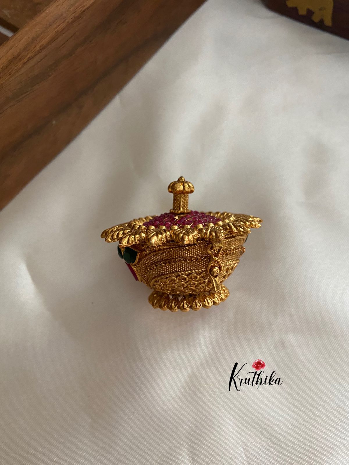 Antique kumkuma Bharini K2