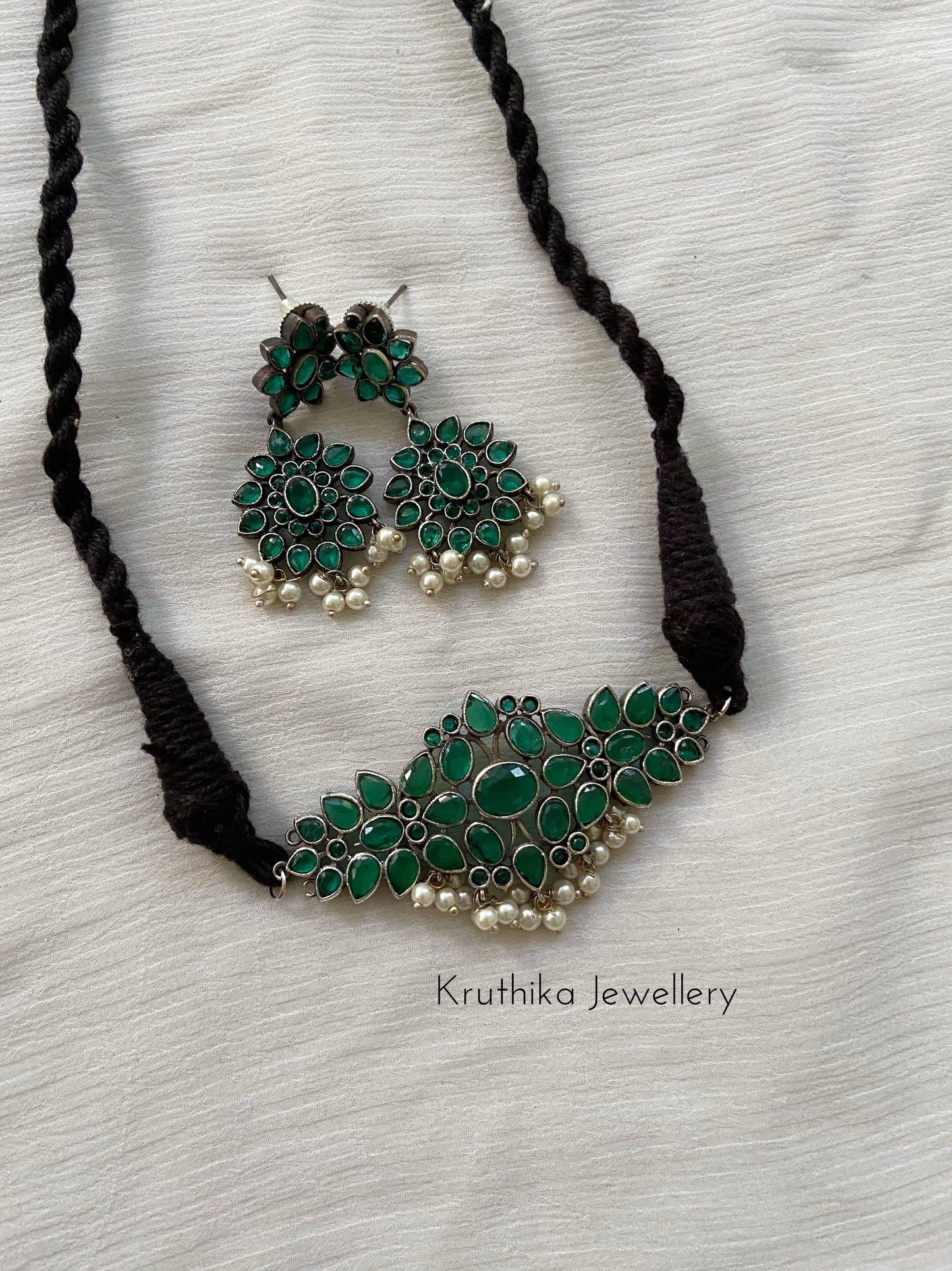 Simple Oxidised choker GS28