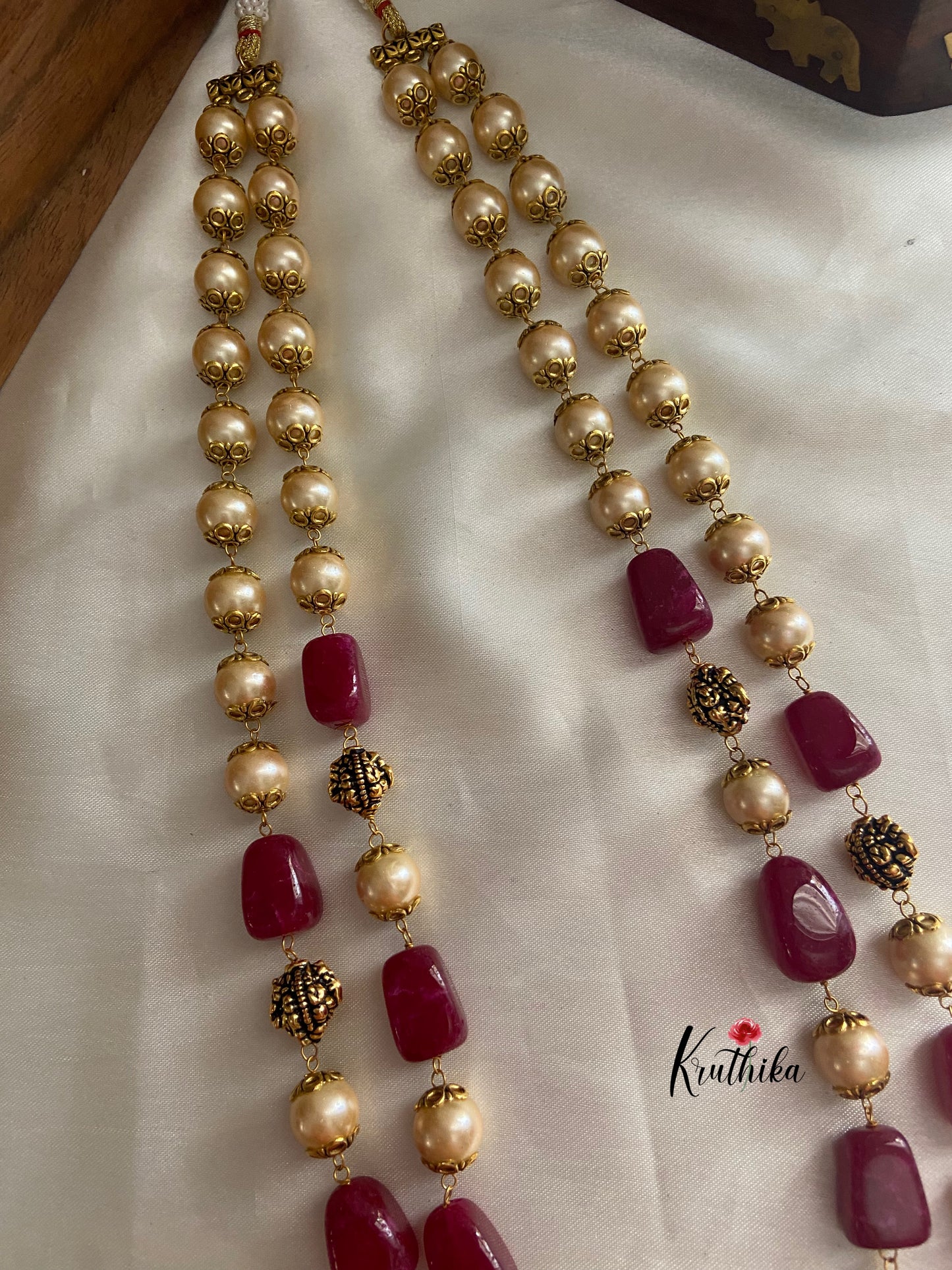 Two lines pearls beads maala LH402