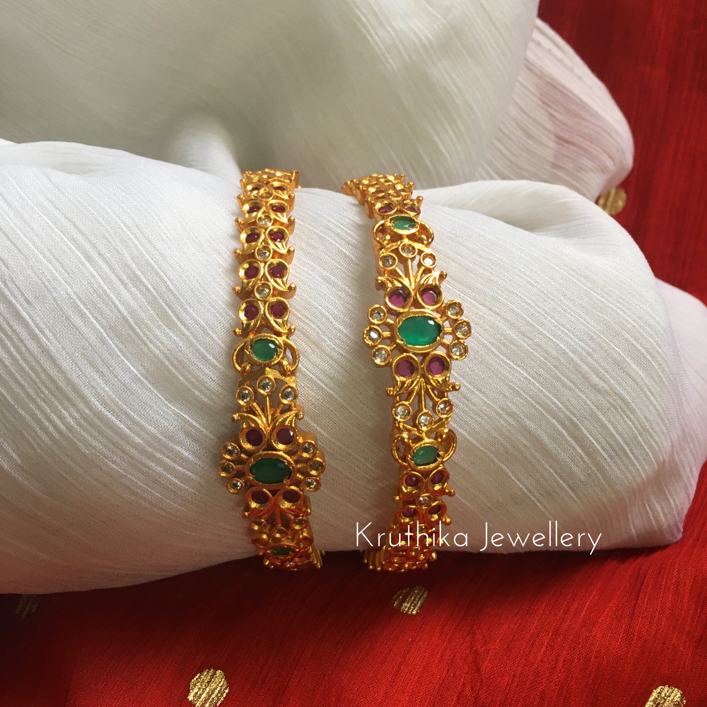 Simple flower bangles B9