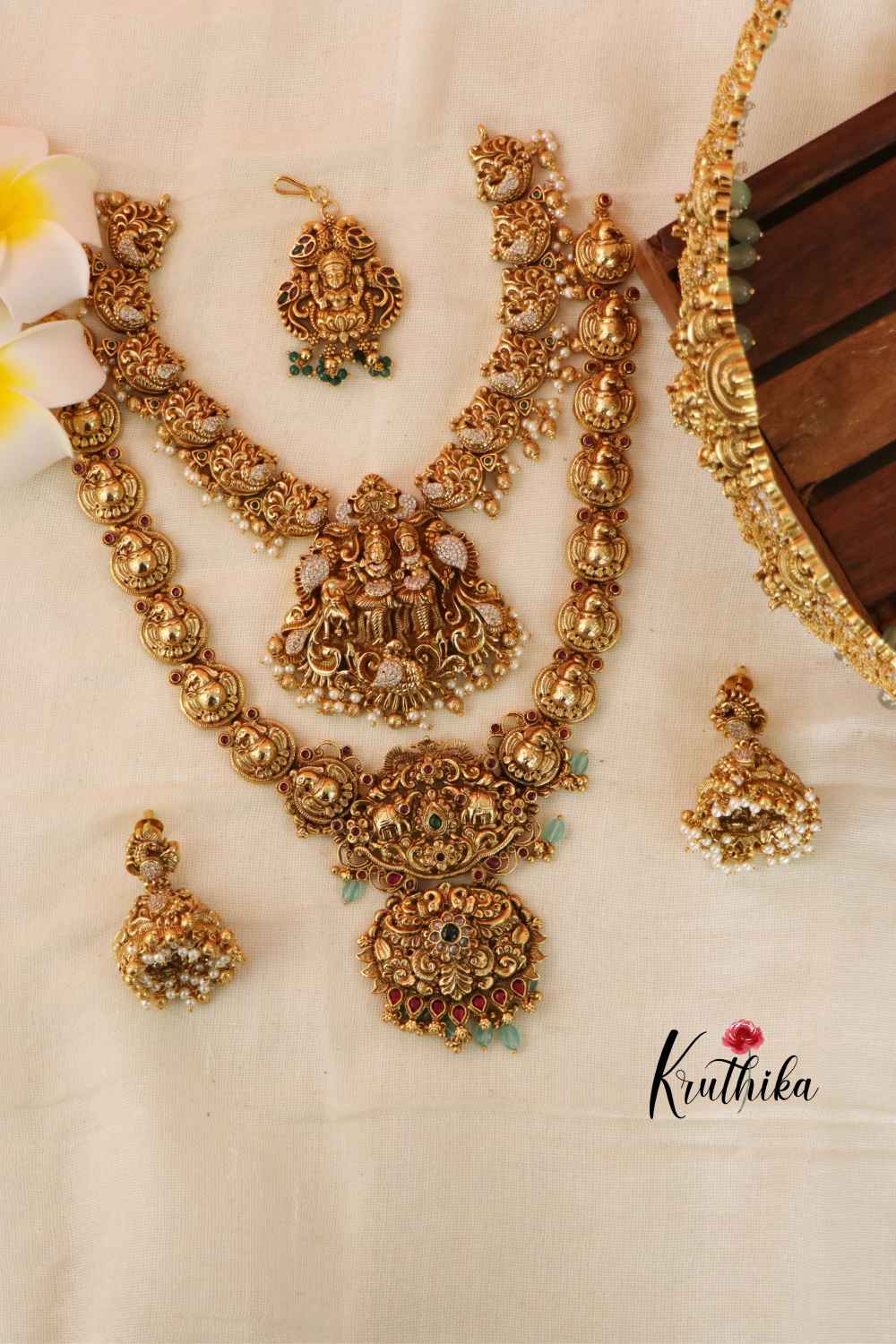 Lakshmi Vaddanam with Peacock and Radha Krishna Necklace BS011