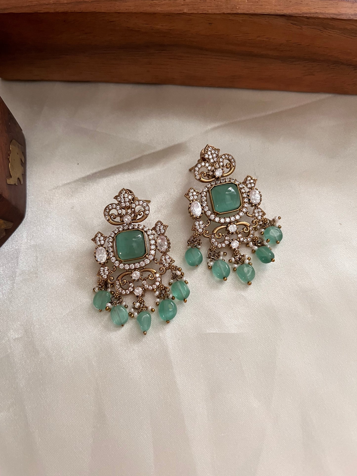 Victorian earrings E261
